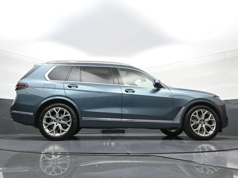 Used 2025 BMW X7 xDrive40i AWD/4WD image 30