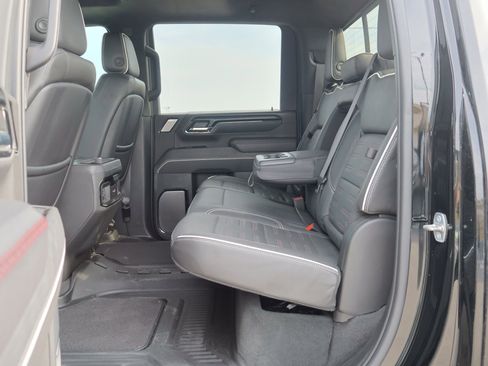 Used 2024 GMC Sierra 2500 AT4X image 44