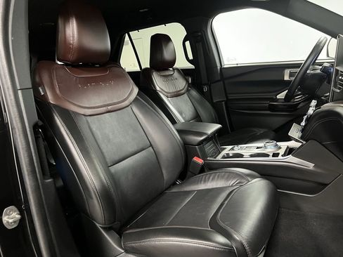 Used 2022 Ford Explorer Platinum w/ Equipment Group 601A image 72