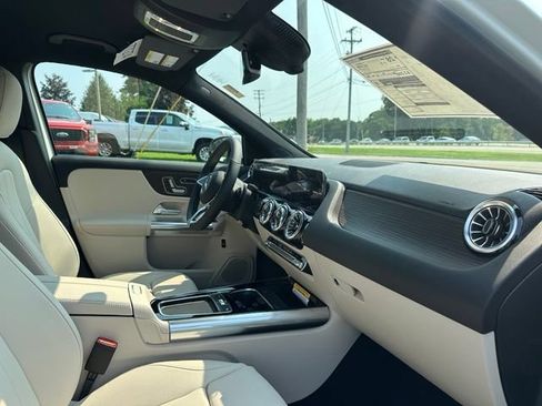 New 2026 Mercedes-Benz GLA 250 4MATIC image 26