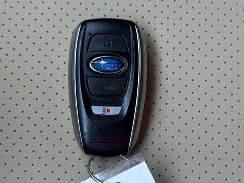 Used 2017 Subaru Outback 3.6R Limited image 26