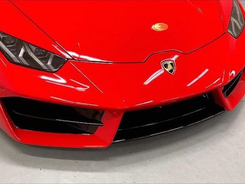 Used 2017 Lamborghini Huracan LP 580-2 RWD image 24