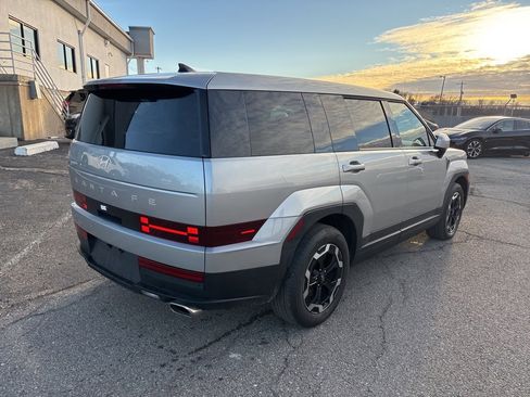 Used 2025 Hyundai Santa Fe SE image 7