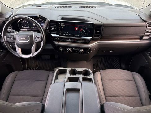 Used 2024 GMC Sierra 1500 Elevation image 23