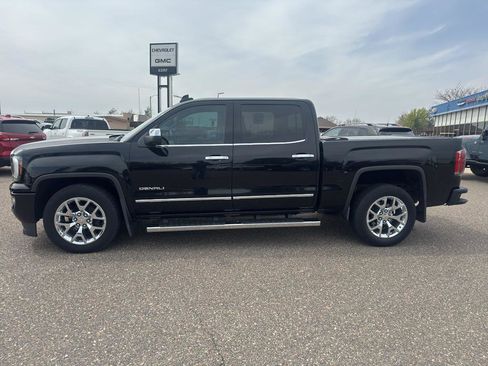 Used 2017 GMC Sierra 1500 Denali image 1