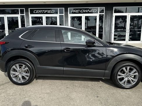 Used 2022 MAZDA CX-30 AWD 2.5 S w/ Premium Package image 6