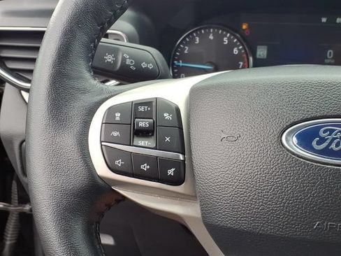 Certified 2023 Ford Explorer XLT w/ Equipment Group 202A AWD/4WD image 21