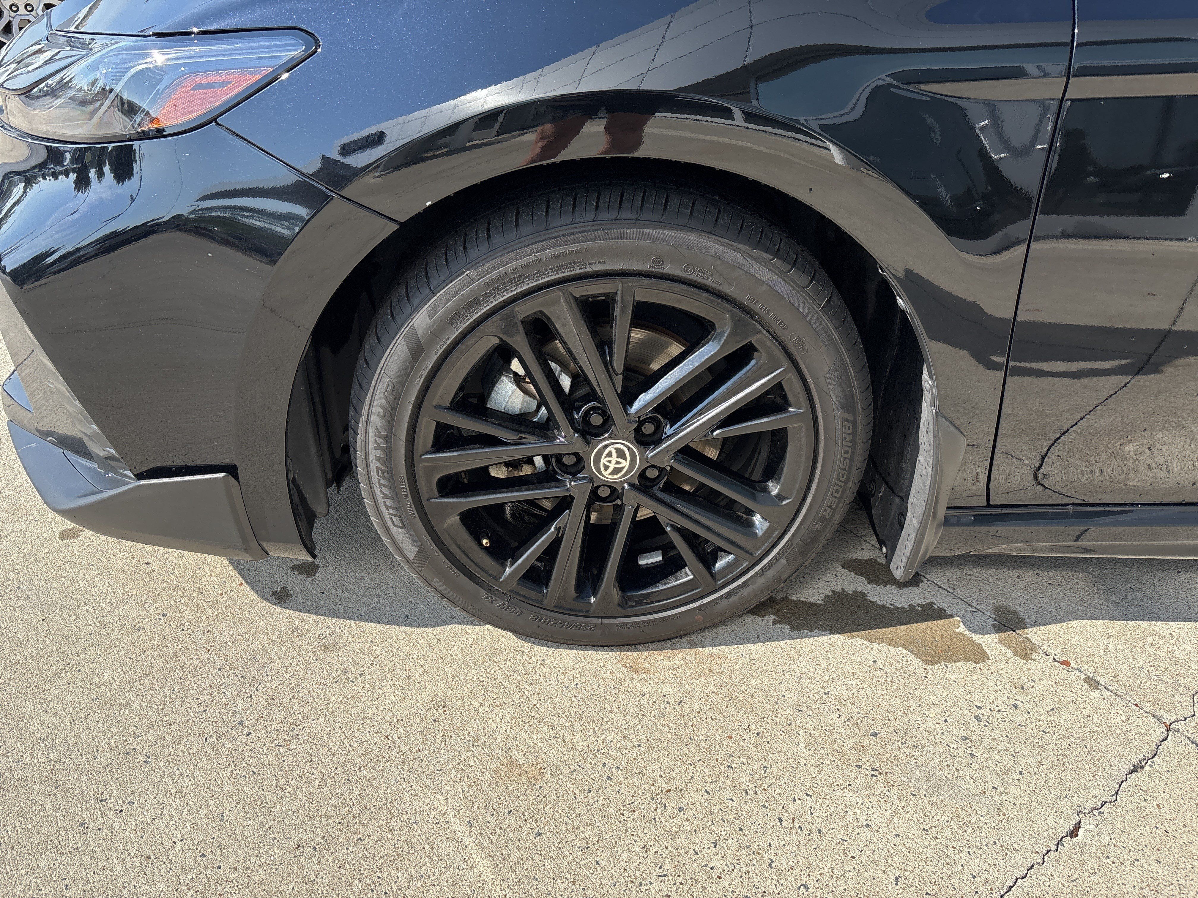 Used 2025 Toyota Camry SE FWD image 30