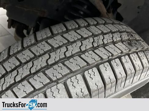 Used 2015 Ford F150 XLT image 37