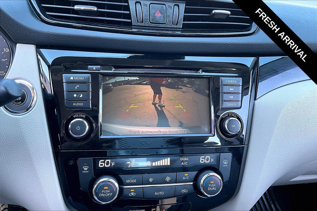 Used 2020 Nissan Rogue Sport SV w/ All-Weather Package FWD image 9