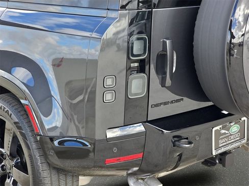New 2026 Land Rover Defender 110 V8 image 36