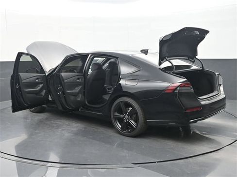 Certified 2025 Honda Accord Sport image 36