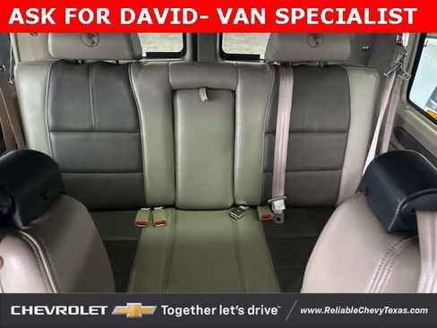 Used 2018 Chevrolet Express 2500 Work Van w/ Enhanced Convenience Package image 14