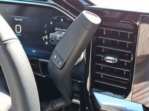 New 2026 Chevrolet Silverado 2500 High Country w/ Technology Package AWD/4WD image 11