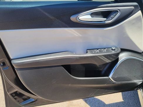 Used 2019 Alfa Romeo Giulia AWD w/ Quick Order Package 22J Sport image 26