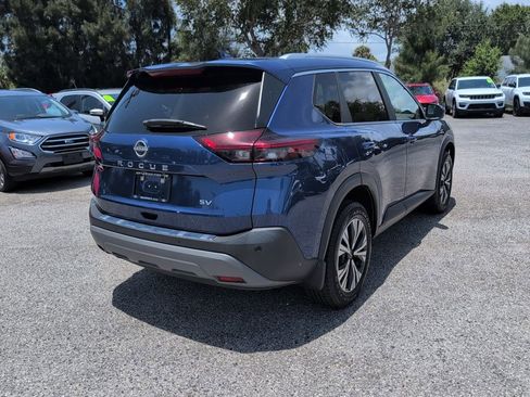 Used 2023 Nissan Rogue SV w/ SV Premium Package FWD image 3