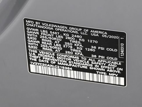 Used 2020 Volkswagen Atlas Cross Sport SE FWD image 18