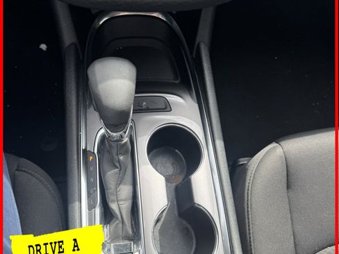 Used 2023 Chevrolet Malibu LT image 24