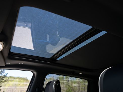 New 2026 RAM 1500 Laramie w/ Night Edition image 16