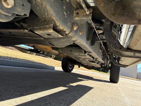 Used 2019 Ford F250 Lariat w/ Chrome Package image 13