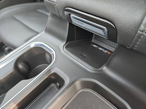 Certified 2025 Chevrolet Silverado 1500 RST w/ True North Edition Plus image 18