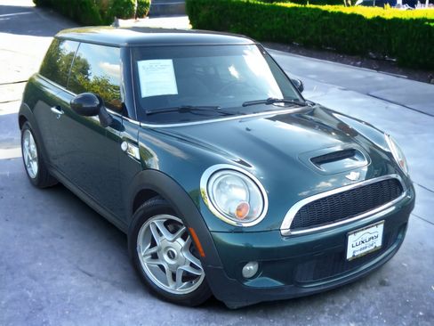 Used 2008 MINI Cooper S image 2