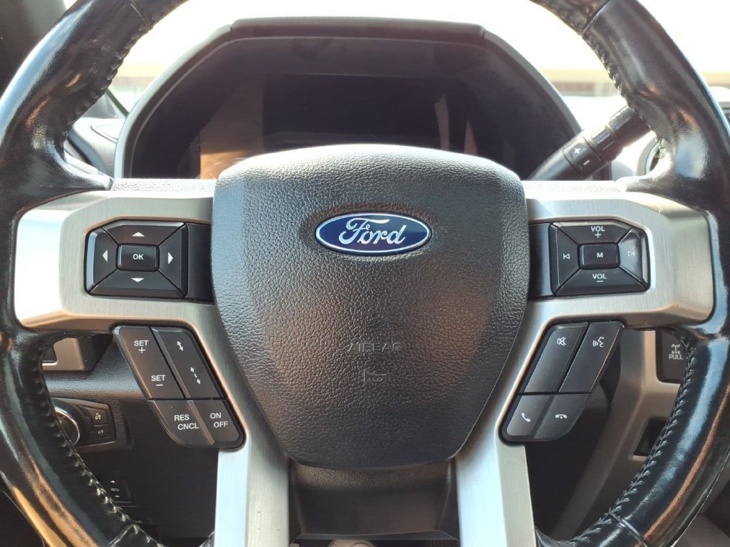 Used 2017 Ford F350 Platinum w/ Platinum Ultimate Package AWD/4WD image 25