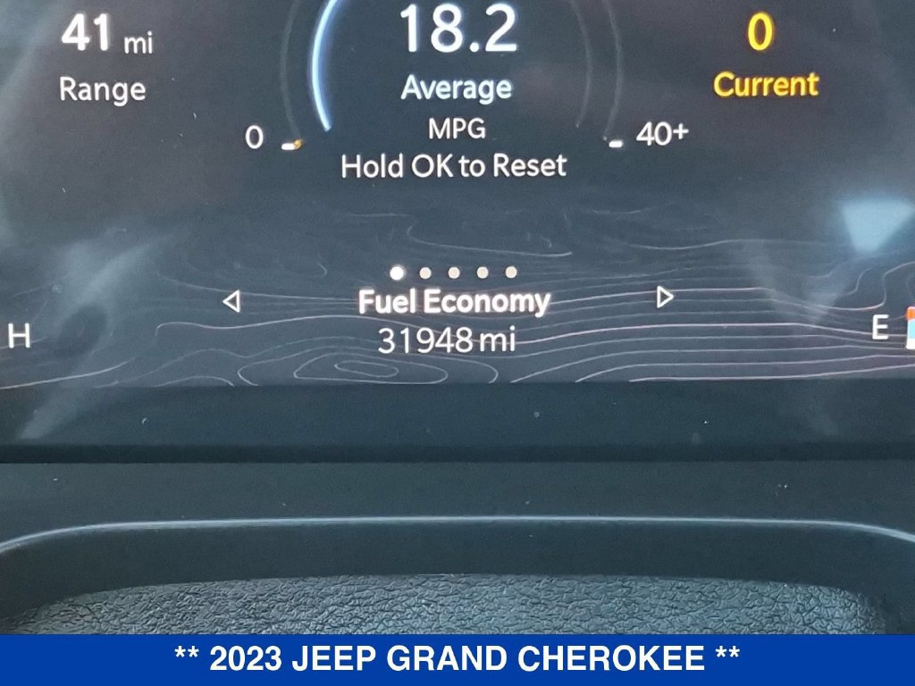 Used 2023 Jeep Grand Cherokee Summit w/ Adv Protech Group IV AWD/4WD image 24