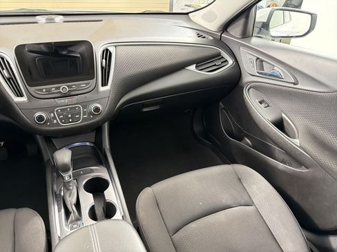 Used 2023 Chevrolet Malibu LT FWD image 27