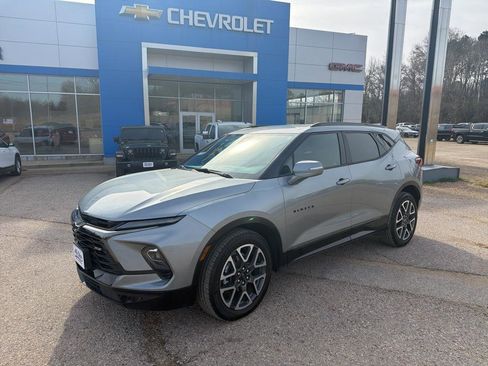 Used 2025 Chevrolet Blazer RS image 34
