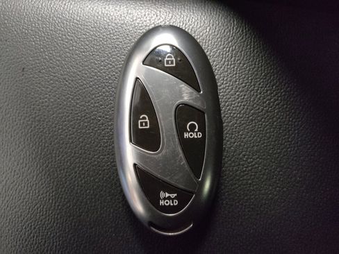 Used 2024 Hyundai Elantra SEL FWD image 32
