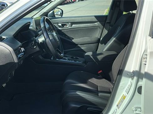 Used 2024 Honda Civic Sport image 10
