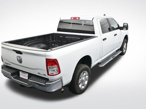 Used 2024 RAM 2500 Big Horn image 24