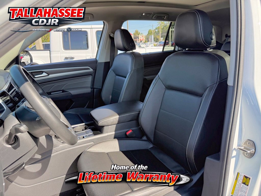 Used 2023 Volkswagen Atlas SE w/ Panoramic Sunroof Package FWD image 16
