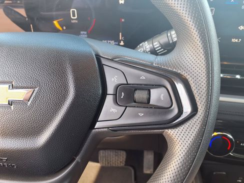 Used 2025 Chevrolet TrailBlazer LT AWD/4WD image 20