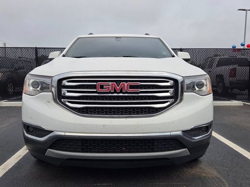 Used 2017 GMC Acadia SLE w/ Driver Alert Package I FWD image 9