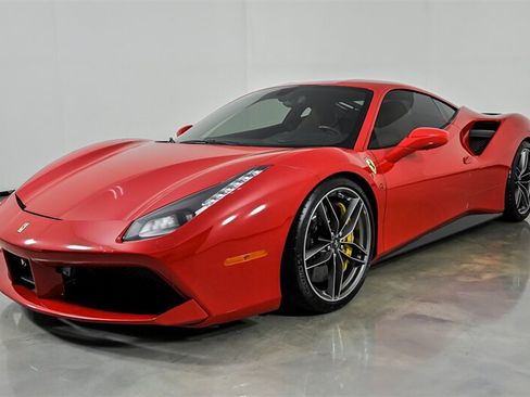 Used 2016 Ferrari 488 GTB RWD image 5