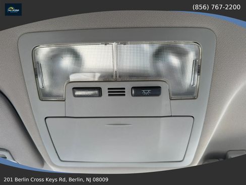 Used 2015 Toyota Avalon XLE FWD image 26