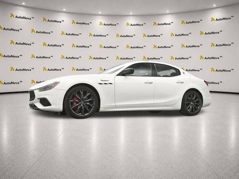 Used 2022 Maserati Ghibli Modena RWD image 51