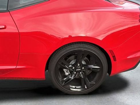 Certified 2023 Chevrolet Camaro LT w/ Technology Package image 31