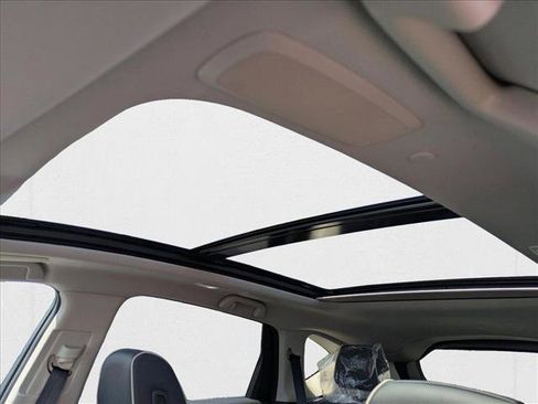 New 2025 Acura RDX SH-AWD w/ Advance Package image 14