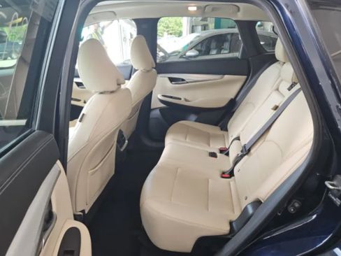 Used 2019 INFINITI QX50 Luxe w/ Cargo Package FWD image 7