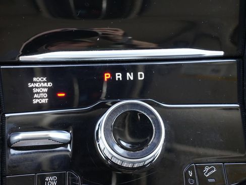 Used 2024 Jeep Grand Cherokee Limited 4xe AWD/4WD image 12