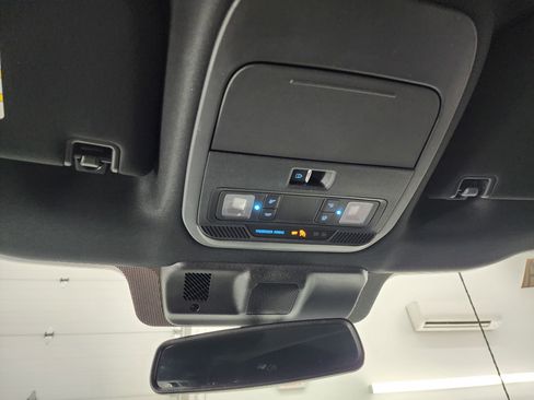 Used 2022 Ford F150 XLT w/ Equipment Group 302A High image 12