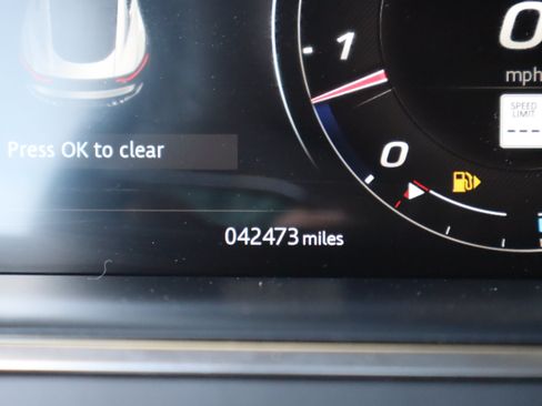 Used 2023 Jaguar F-TYPE R AWD/4WD image 23