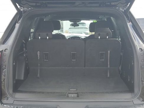 Used 2022 Chevrolet Traverse LT image 7