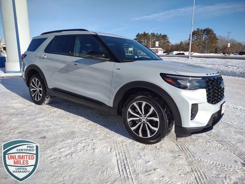 New 2026 Ford Explorer ST-Line image 7