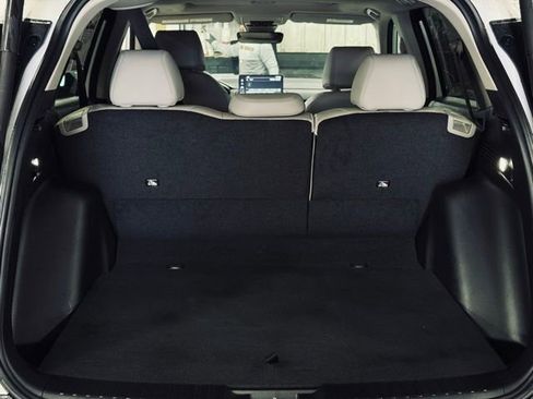 Used 2023 Honda CR-V EX-L image 11