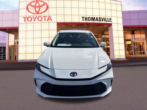 New 2025 Toyota Camry LE w/ Convenience Package FWD image 4