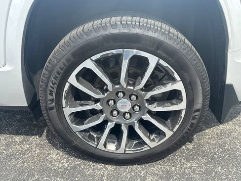 Certified 2020 GMC Acadia Denali w/ LPO, Floor Liner Package AWD/4WD image 7